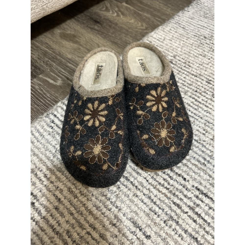Taos Wool Floral Embroidered Clog Slipper EU 38 US 7 Blue Comfort